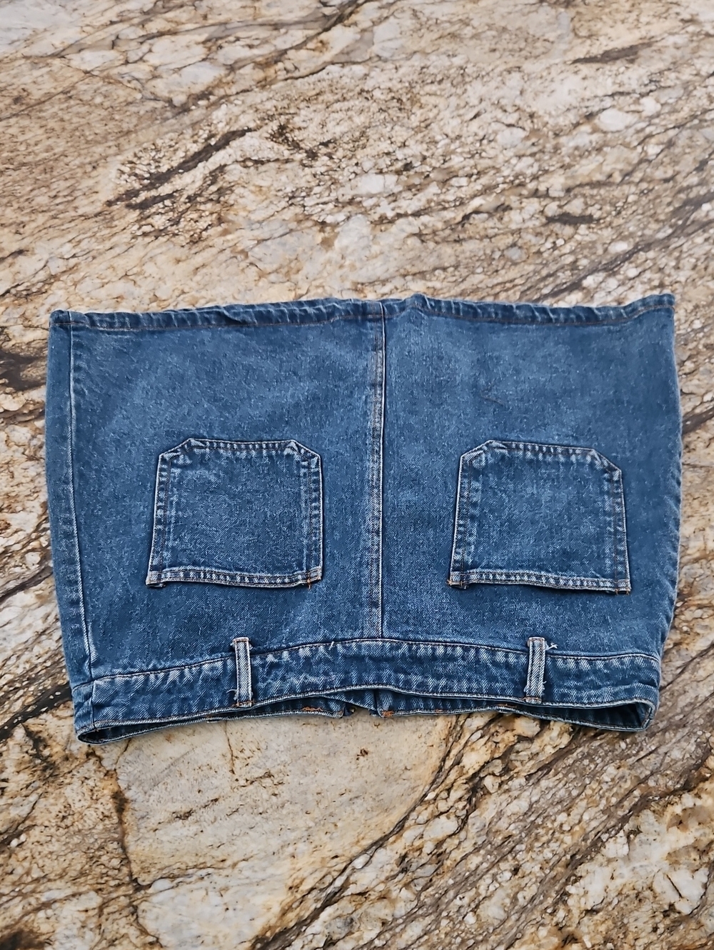 The Hanger Women's Blue Denim Skirt Front Pockets. Size M
